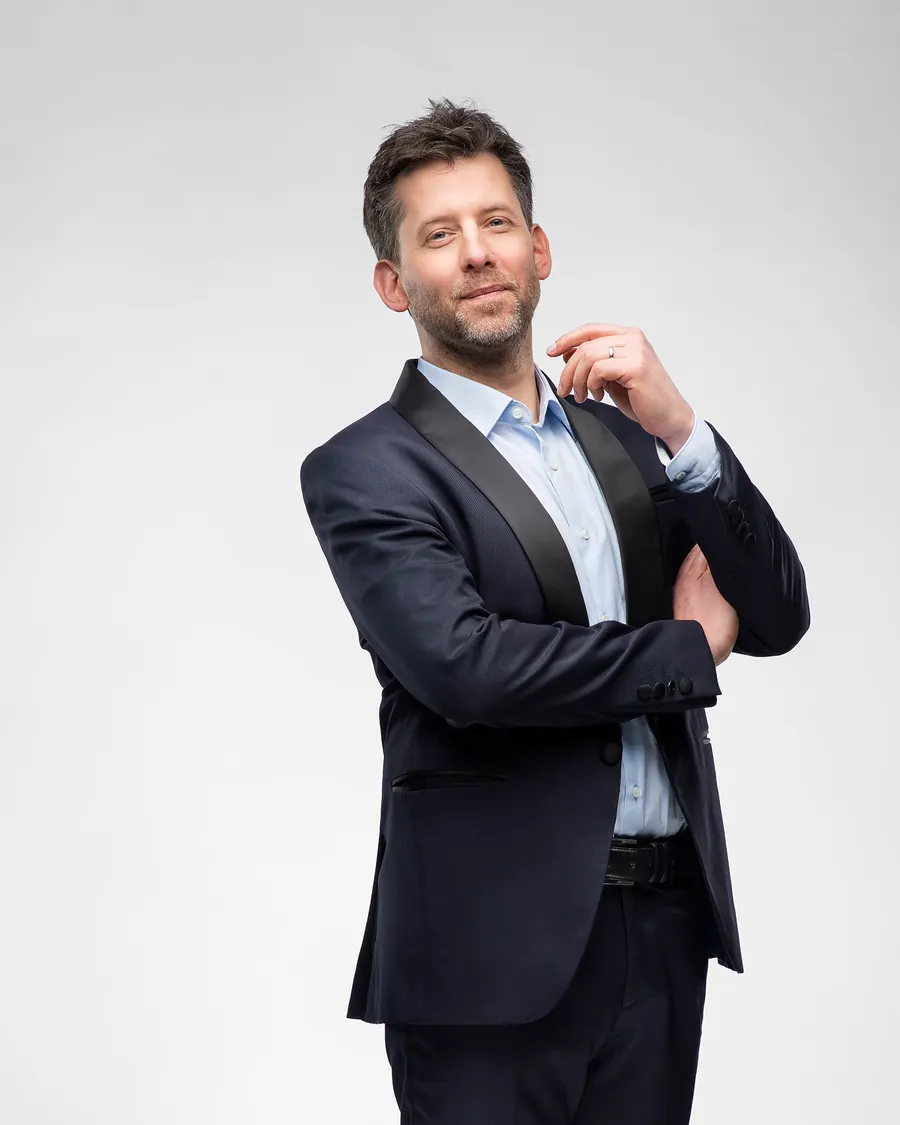 Yves Doumergue, portrait en costume